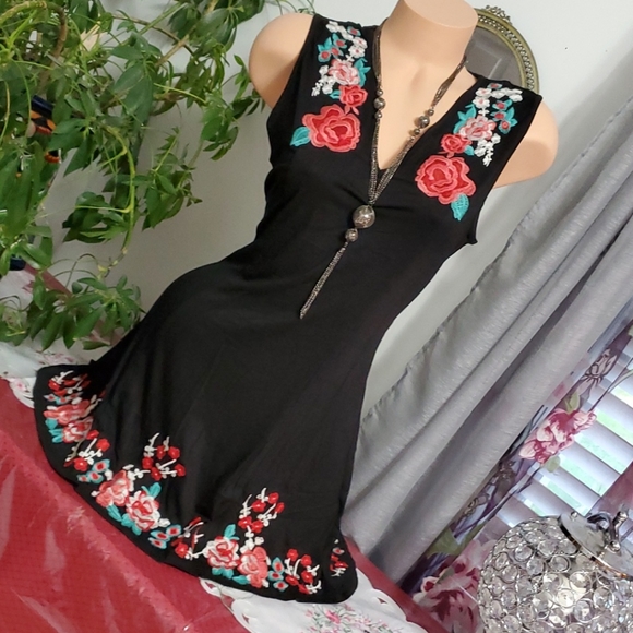 LAST ONE 2021 Deep V Dress - Picture 13 of 14